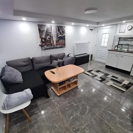 Basement Appartement
